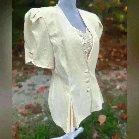 Vintage NWT 2 piece skirt set. R&M Richard’s by Karen Kwong. Vintage 80s/90s - Picture 13 of 16